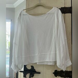Flowy white t-shirt